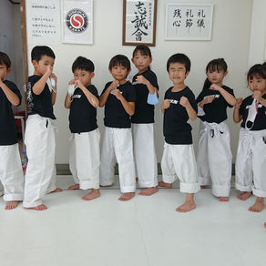 大田区 萩中 志誠會 空手 チームTシャツ完成!お披露目です!(火曜16:00)