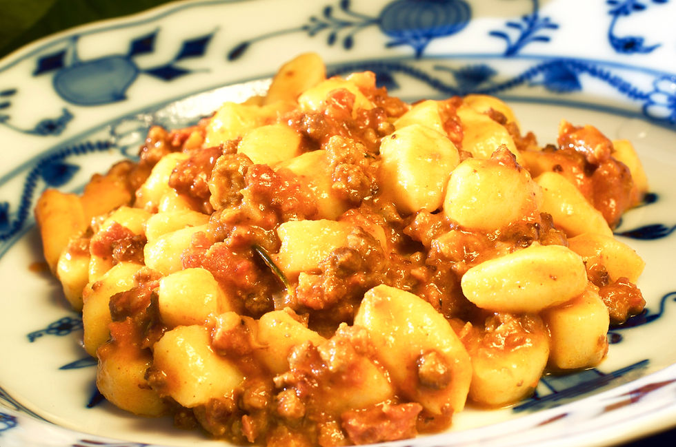 Gnocchi di patate con ragu di carne