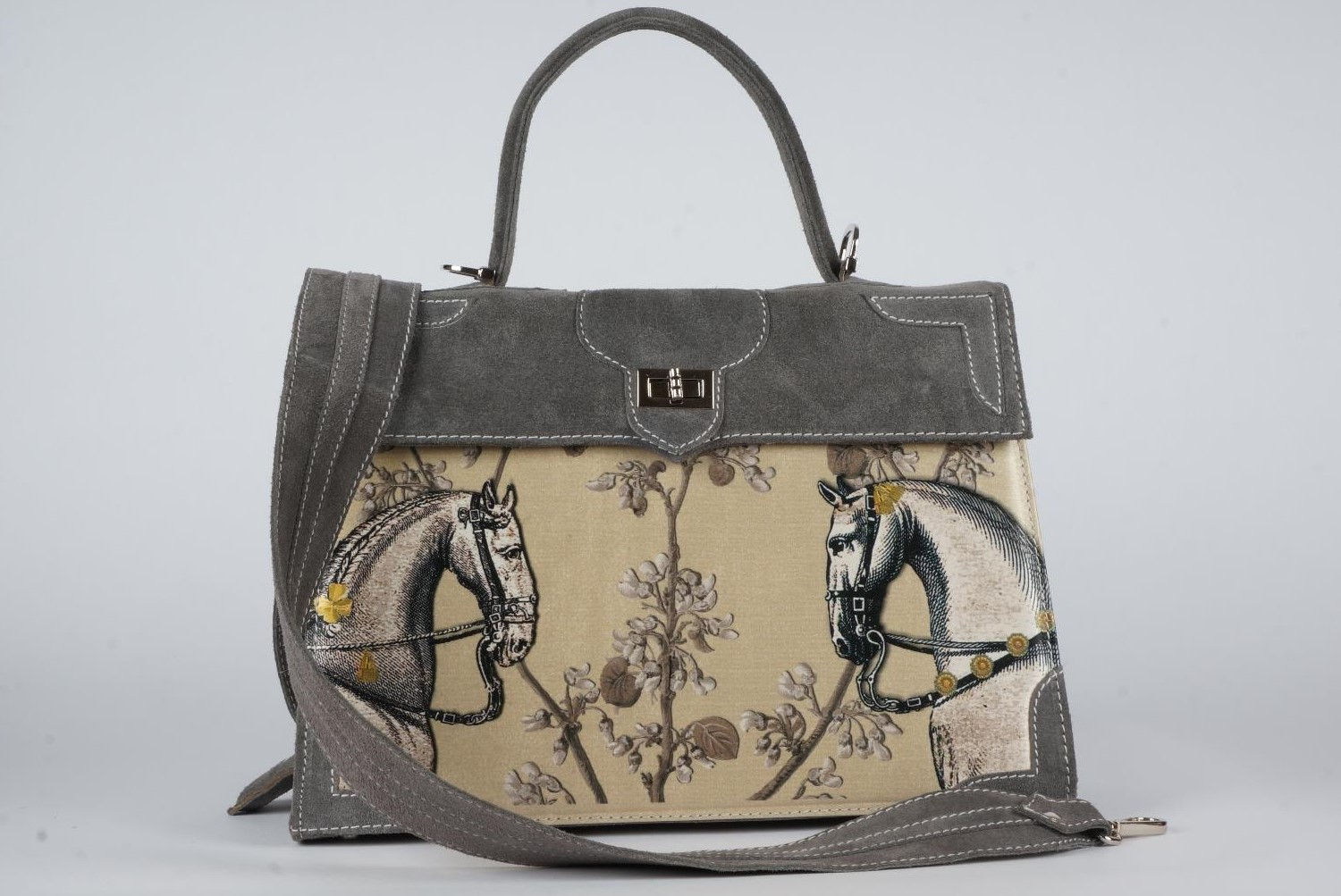 Marquise daim  gris "Rencontre équestre paille " 431