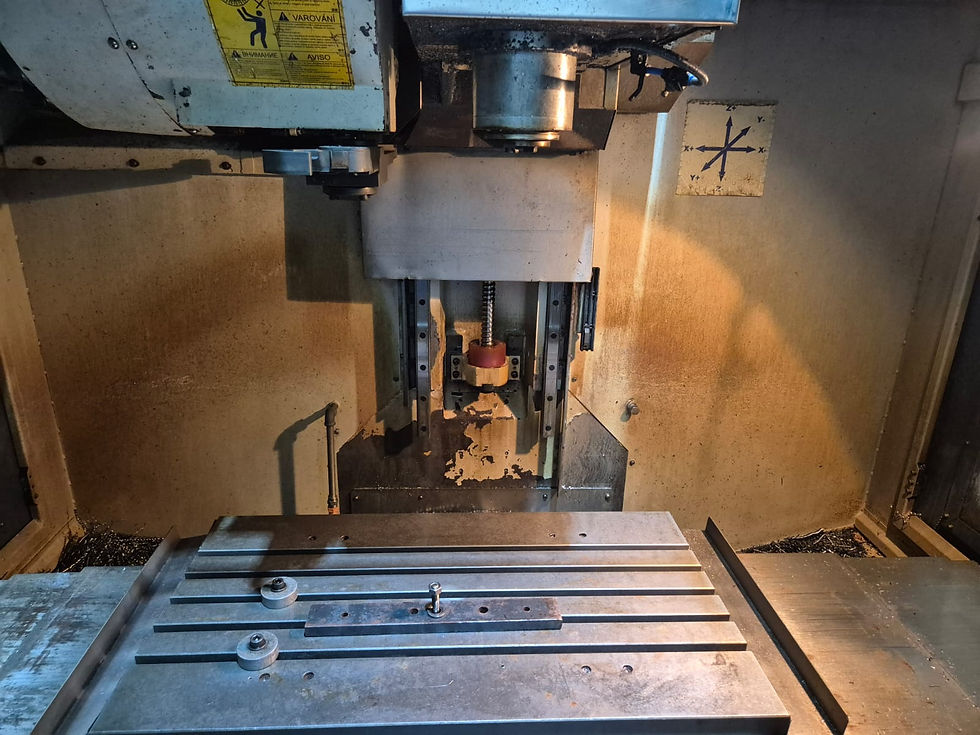 Miniatura: CENTRO DE USINAGEM VEKER MVK 800