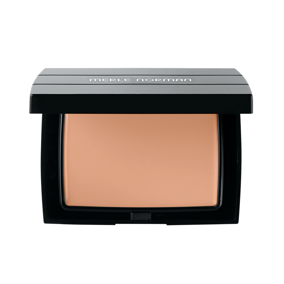 Thumbnail: Total Finish Compact Makeup