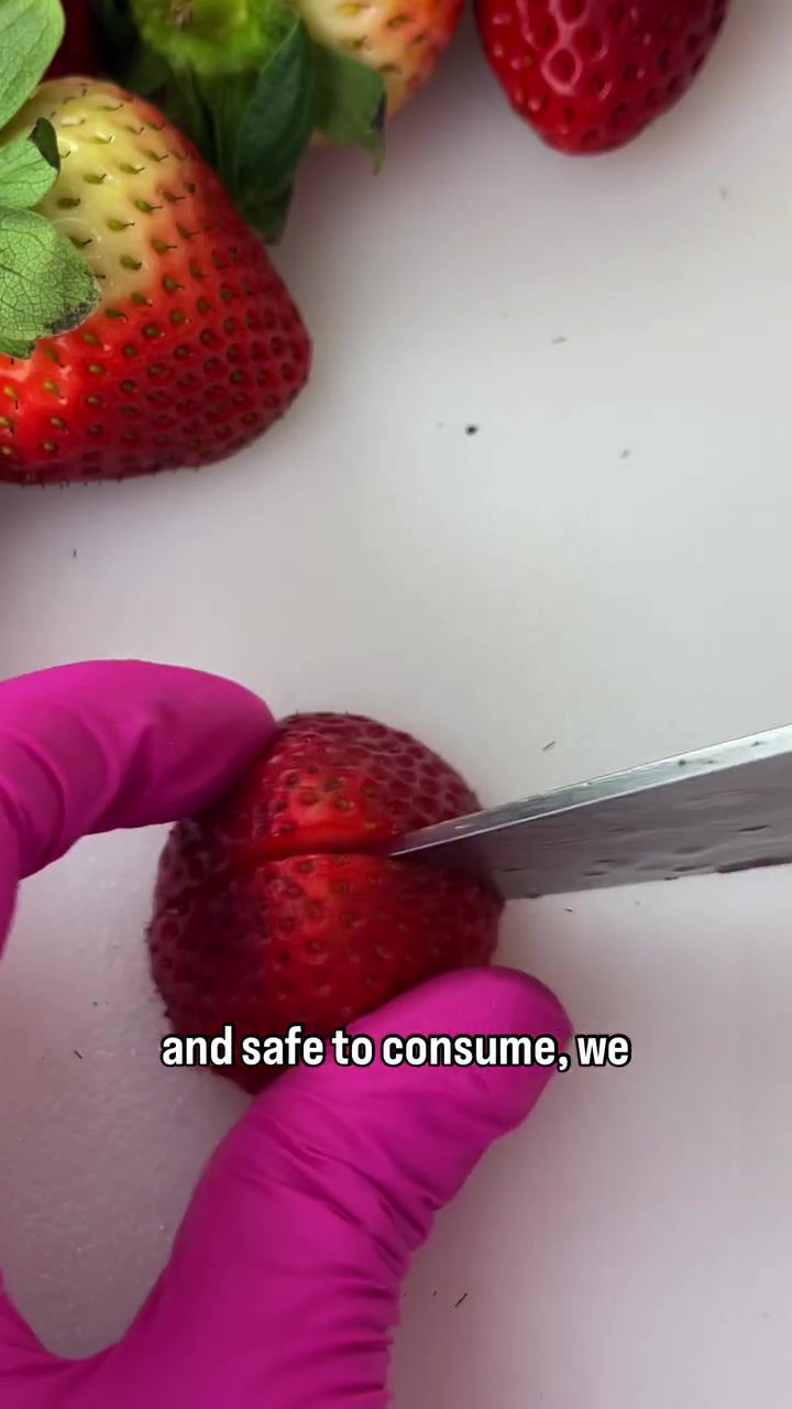 Thumbnail: Strawberry Short Mutt Fresh Strawberry Conditioner