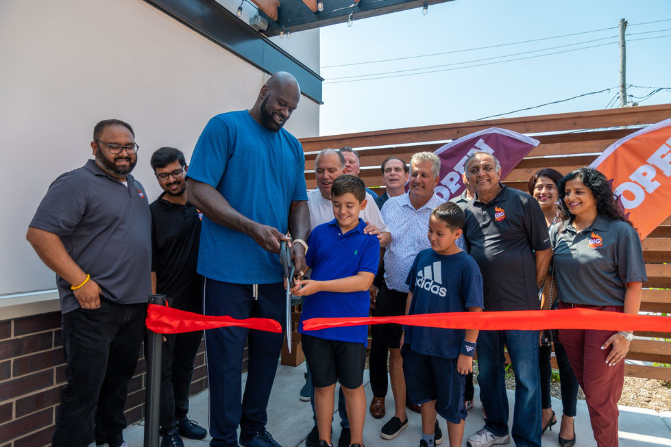 Big Chicken Ribbon Cutting Ceremony with Shaquille O'Neal & Rosemont Representatives