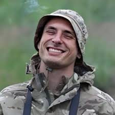 Олександр Сергійович Гряник, український військовий, позивний «ГРЯН». Фото та відео з особистого архіву. Меморіальна сторінка загиблого захисника України.