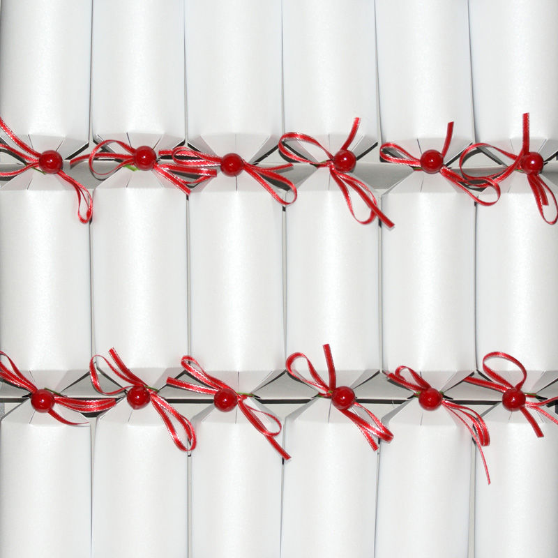 Thumbnail: White Christmas Crackers