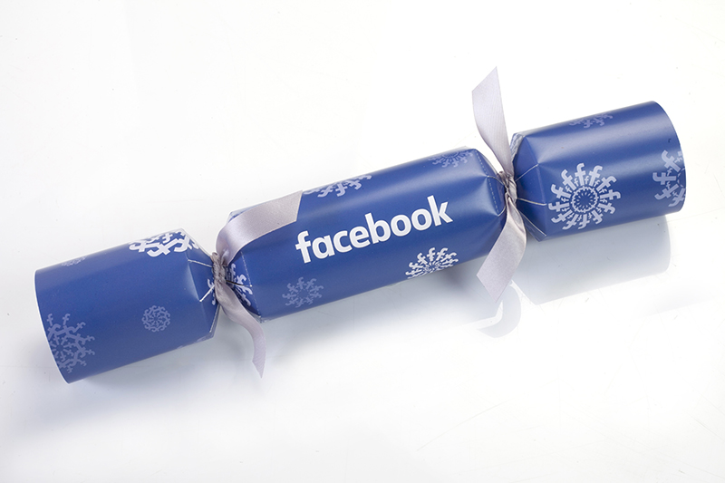 Branded Christmas crackers Simplycrackers Bottesford UK