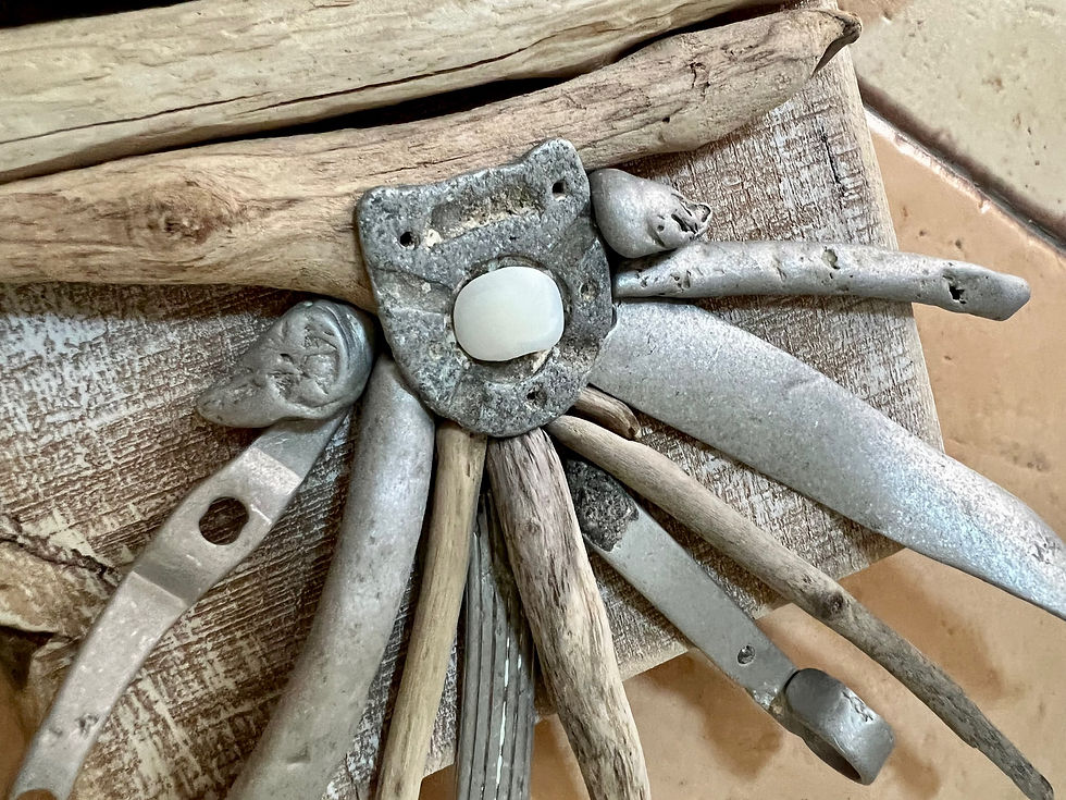 Thumbnail: Recycled Beach Art Fish