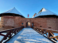 Piastowski Zamek Królewski w Międzyrzeczu – średniowieczna atrakcja województwa lubuskiego