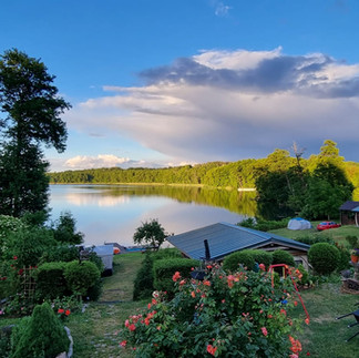 Przyzagrodowe pole campingowo-namiotowe nad j. Krajnik