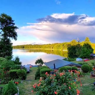 Odkryj błogi spokój nad Jeziorem Krajnik!