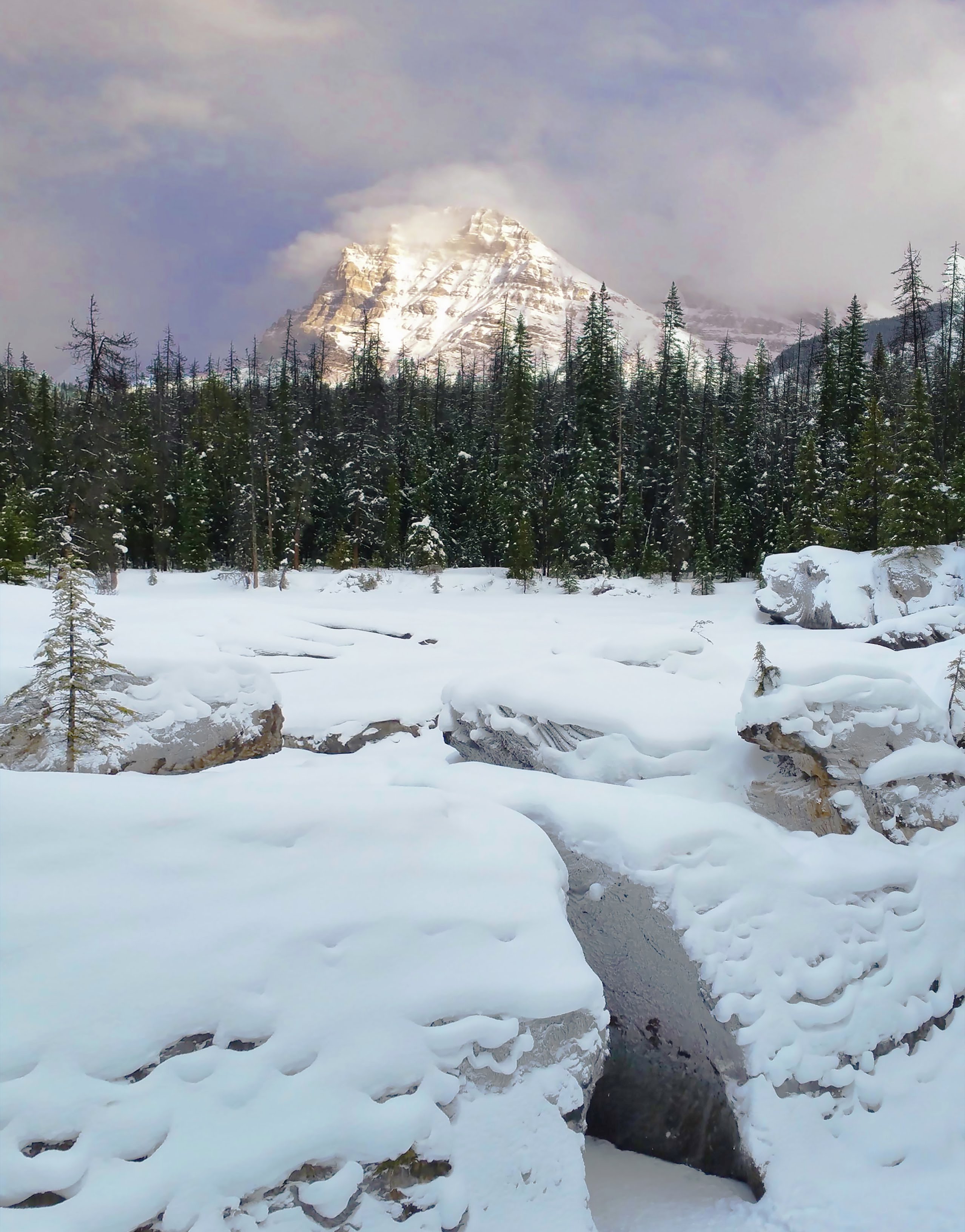 Natural Bridge, Yoho National Park