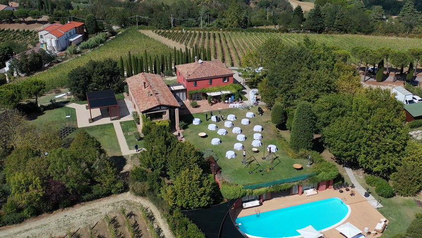 podere palazzo wedding venue in romagna italy
