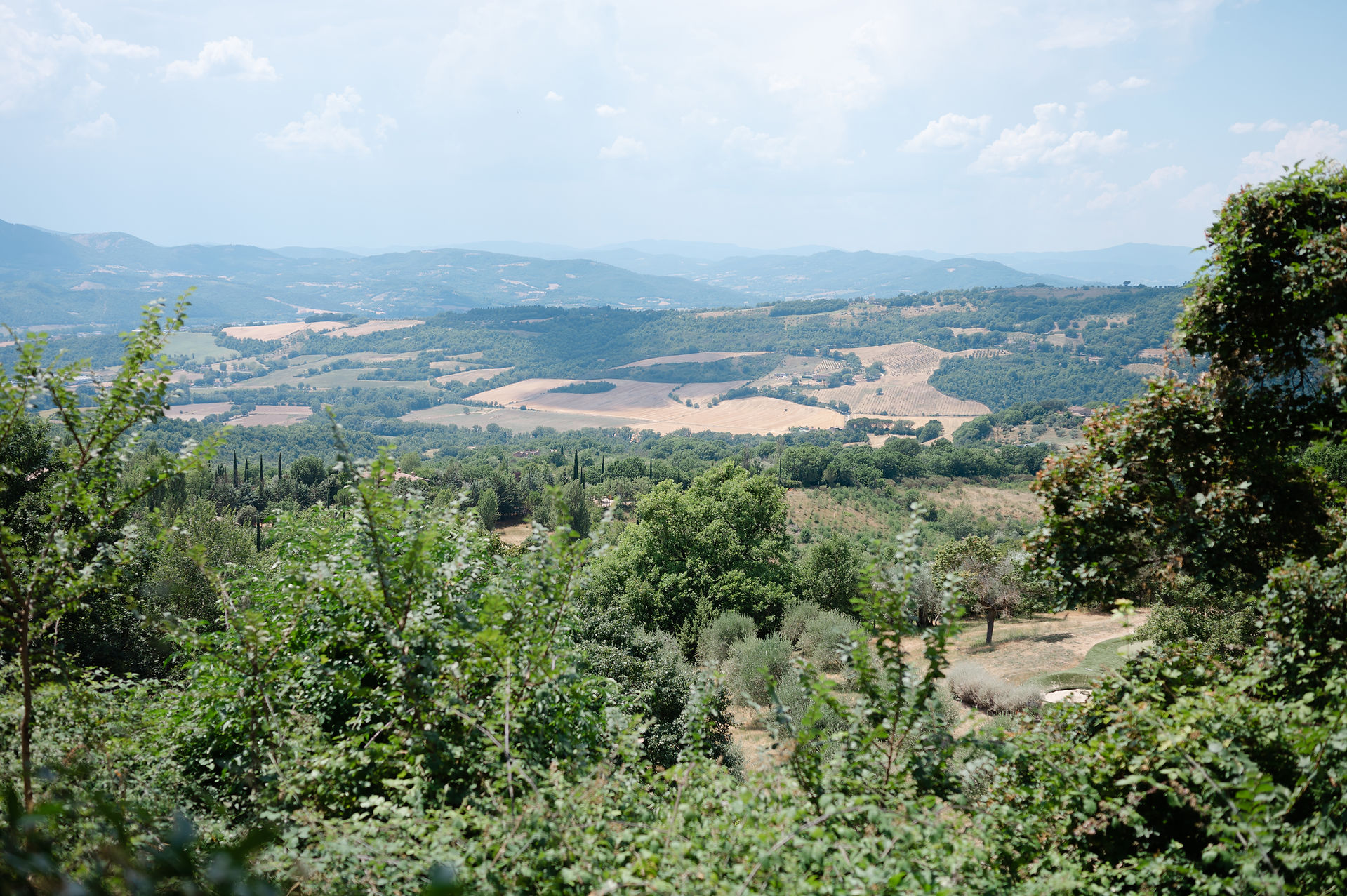 Wedding at Nikis Resort, Getting Married in Umbria