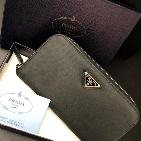 【PRADA】お財布
