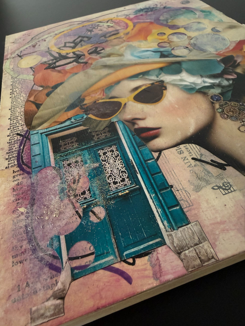 Miniatura: "She Waits For No One" - Collage Art - 8"10" Artwork to Empower
