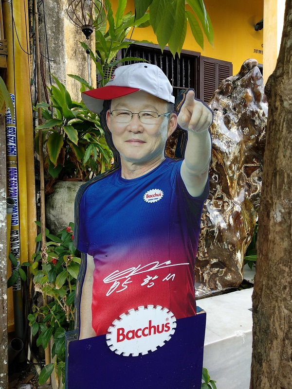 Thumbnail: bacchus-sleek-250-ml-vietnam-football-coach-park-hang-seo-south-korea-energy-cans