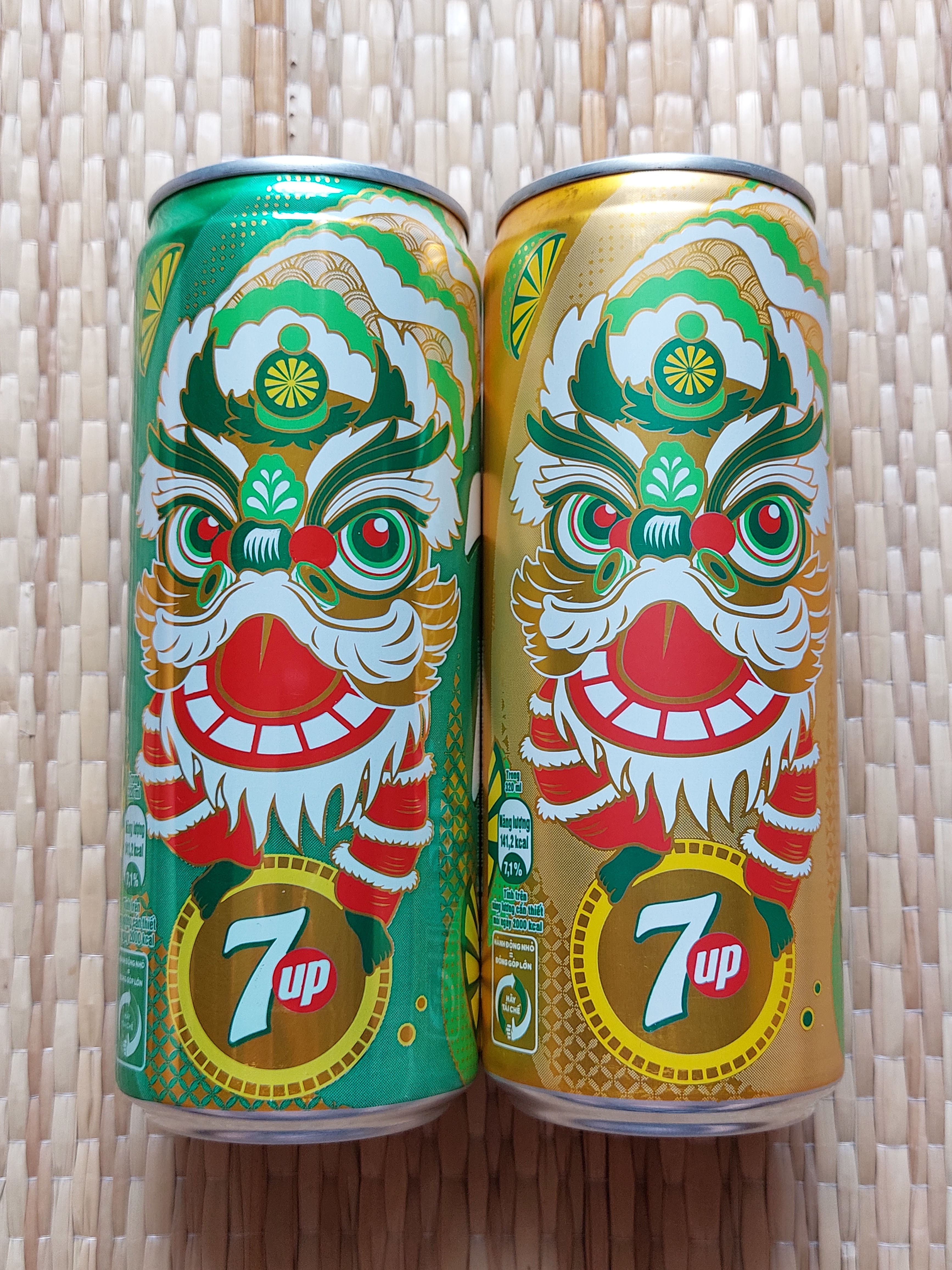 2023-7up-pepsi-new-year-2023-year-of-the-cat-1-set-2-cans-sleek-320ml-vietnam