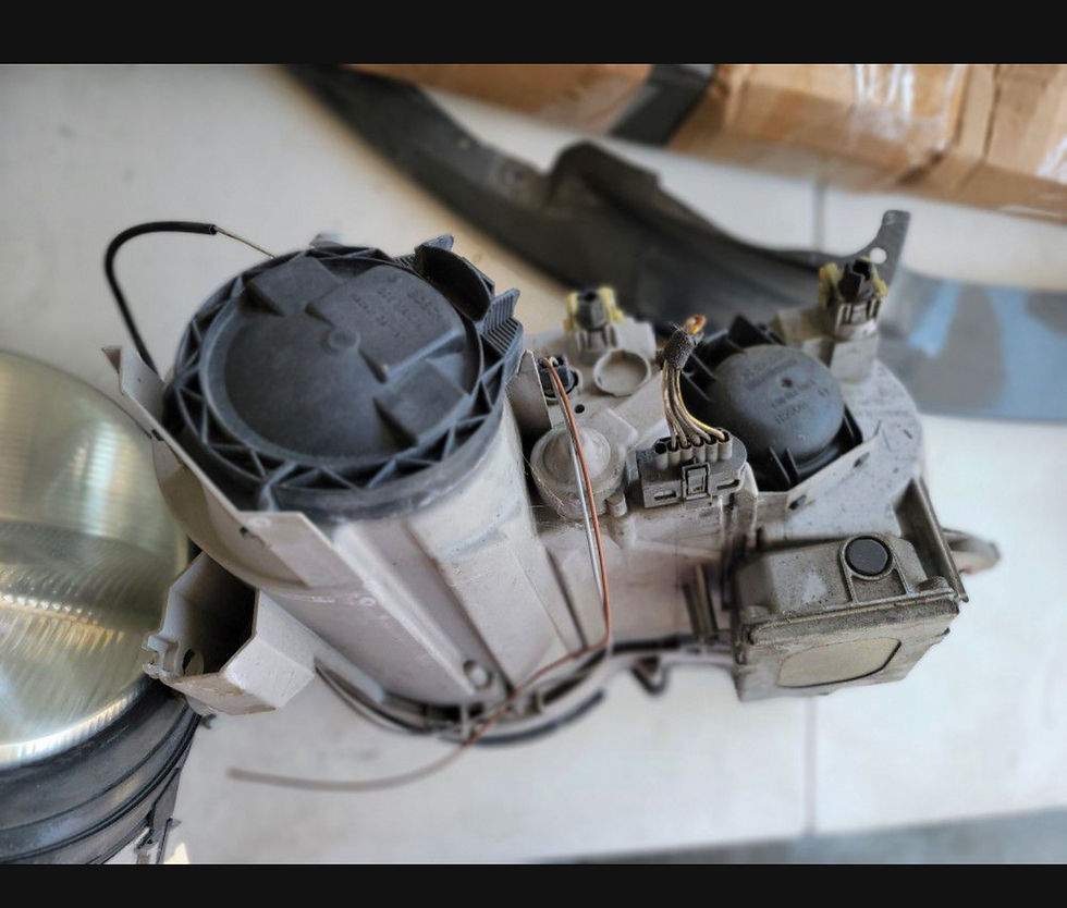 Thumbnail: 2000-2003 Mercedes CL Right Headlight $375