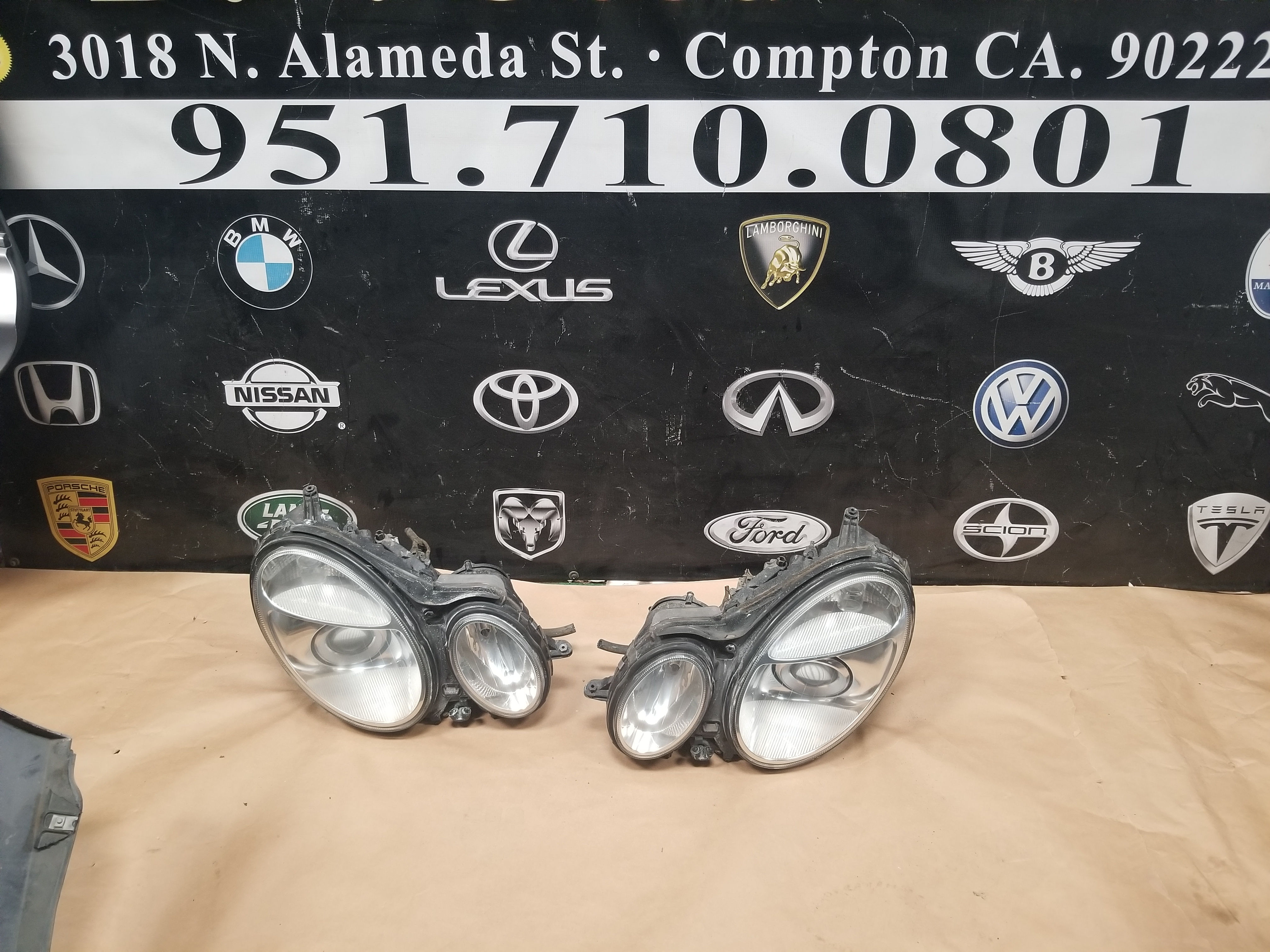 2003.04.05.06 mercedes E class headlights Bi Xinon type OEM used conditions each