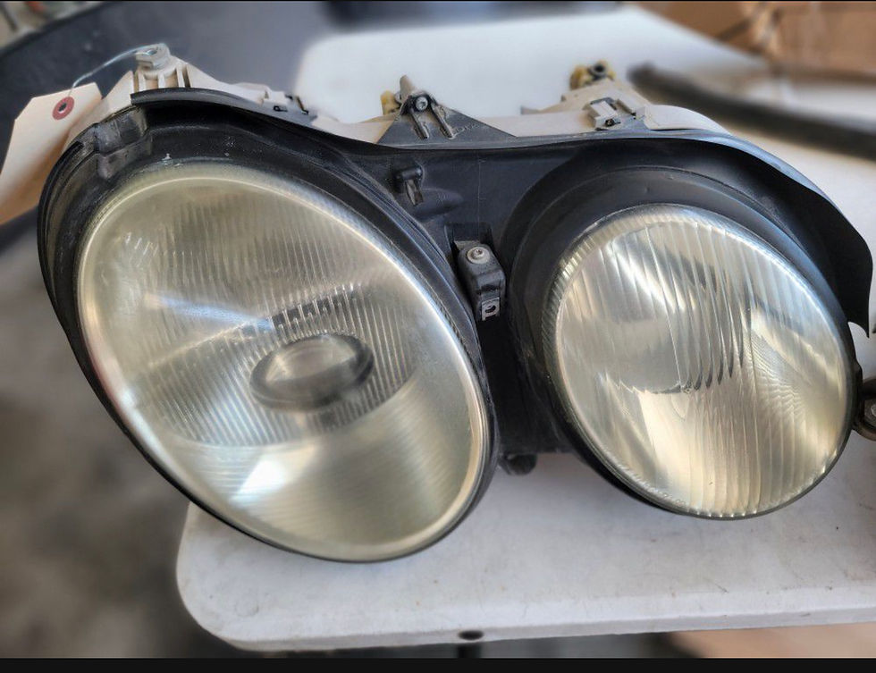 Miniatura: 2000-2003 Mercedes CL Right Headlight $375