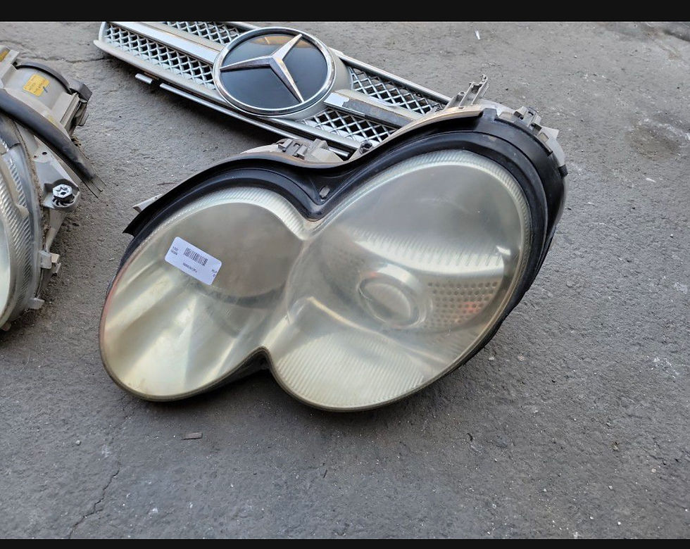 Miniatura: 2003-2007 Mercedes SL Headlight Right Side $375 