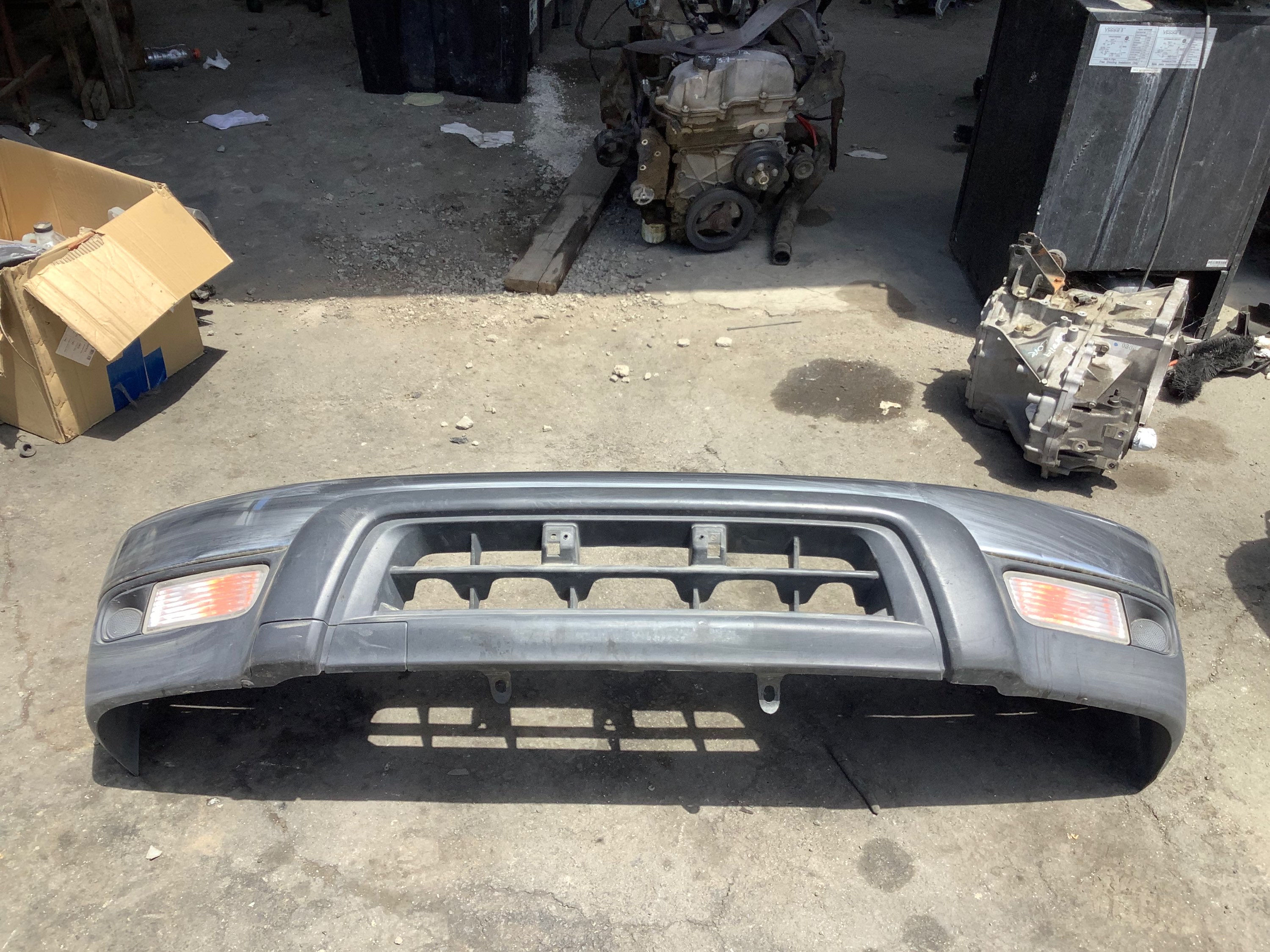 99-02 Toyota 4Runner Front Bumper OEM  sooooooold by luis 