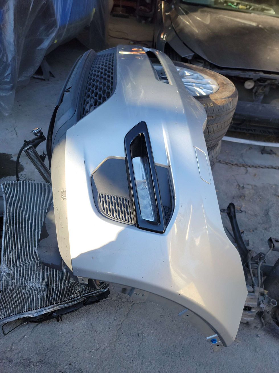 Miniatura: 2015/19 land rover discovery sport front bumper assembly 