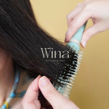 Tóc Giả Bị Rối Thì Xử Lý Như Thế Nào? Cách Gỡ Rối Tóc Giả Tại Nhà Dễ Thực Hiện