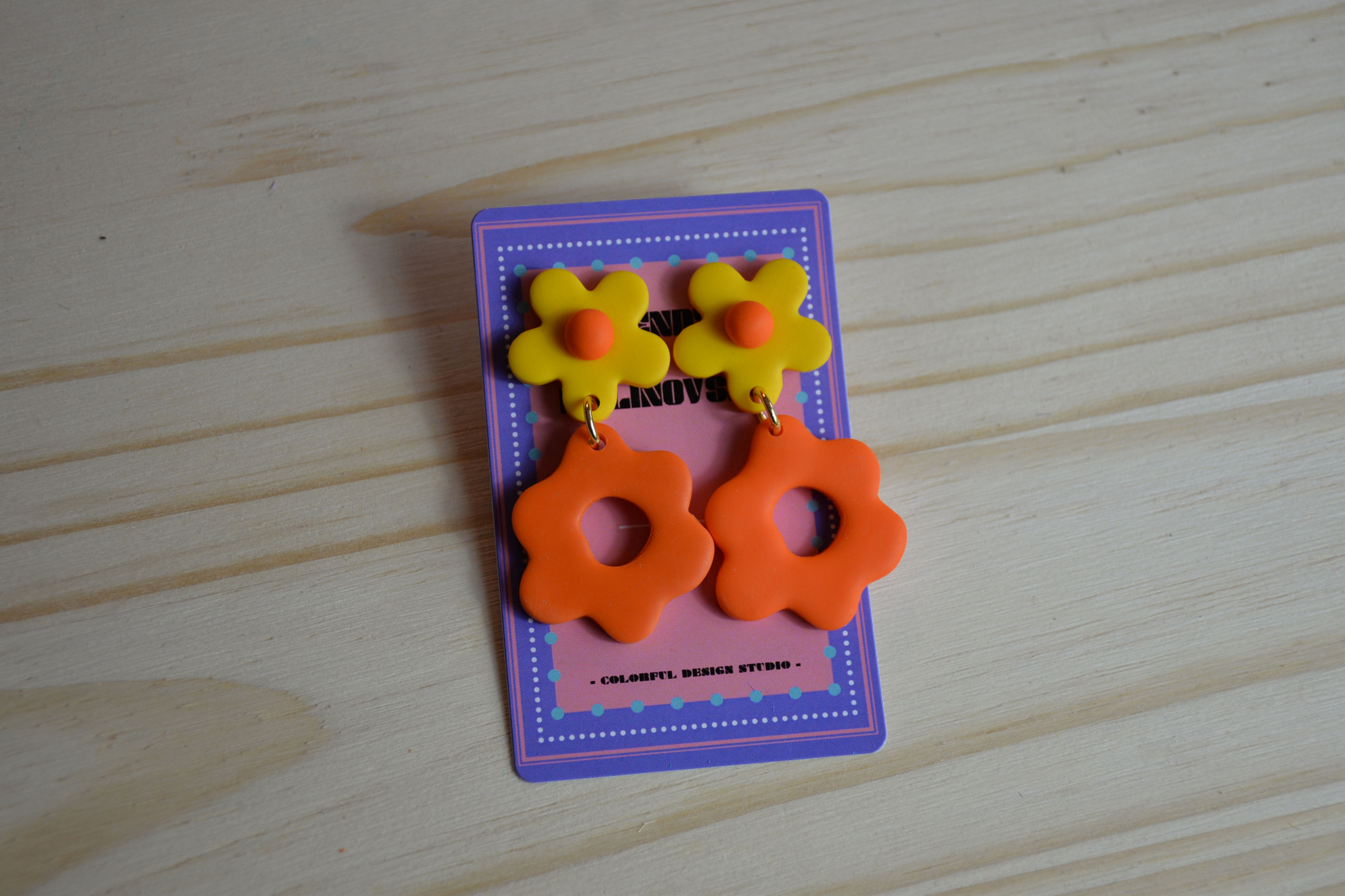 Boucles d'oreilles fleurs orange / jaune
