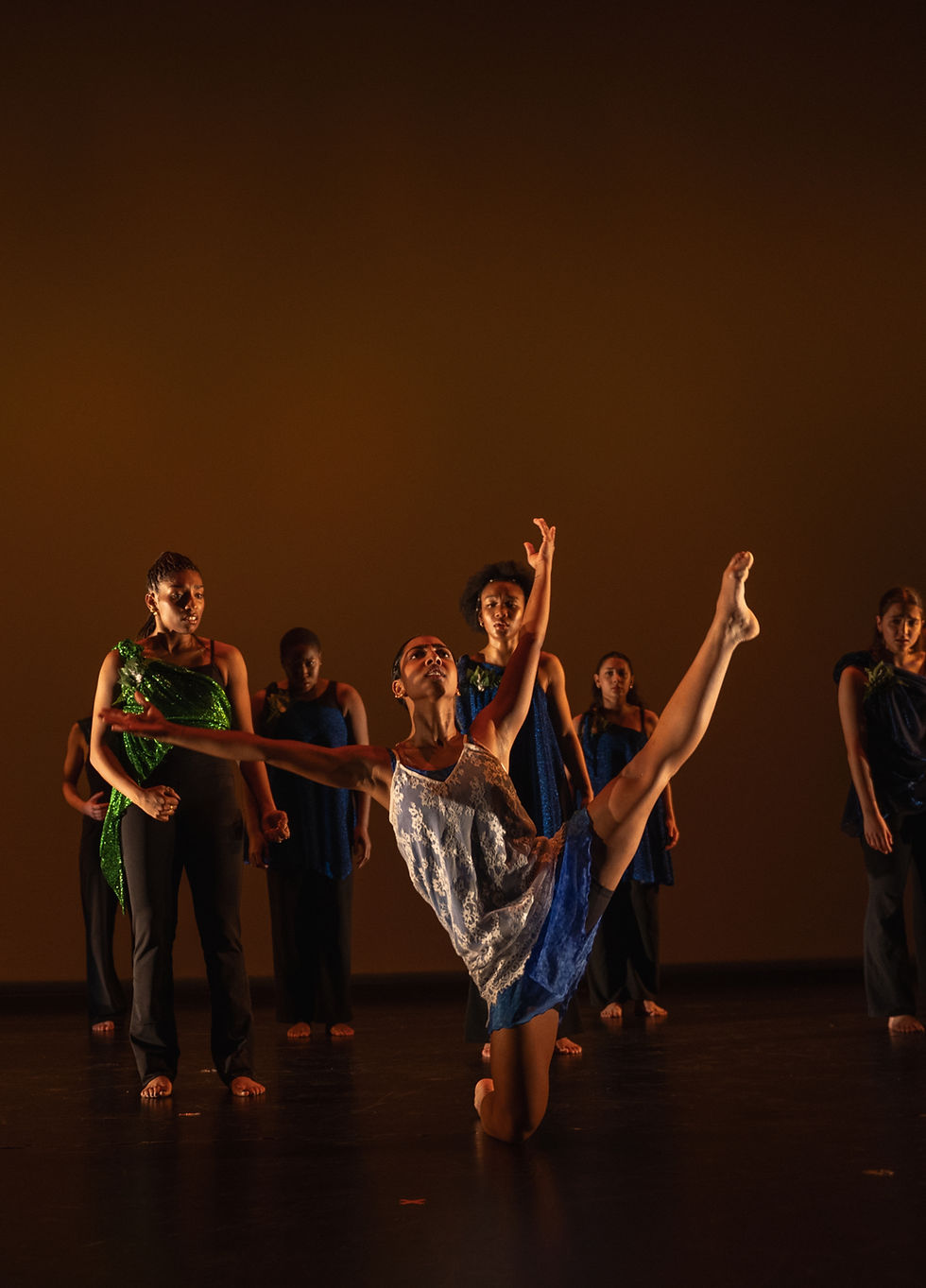 BloomDance_PhotoByDrewBerry-156_edited.jpg