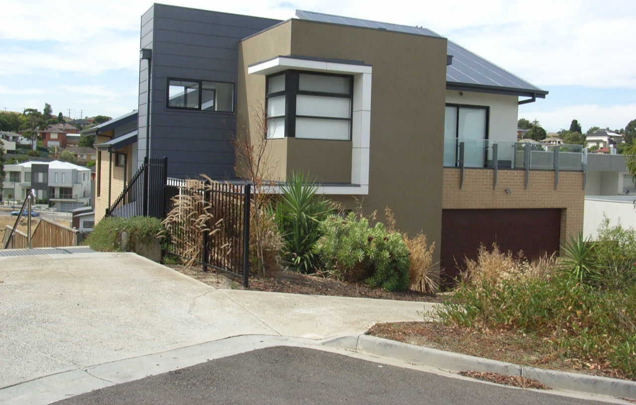 NatHERS 8.4 star electric home built on a 60 degree block in Melbourne