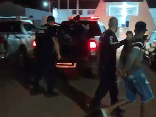 Polícia Civil desarticula esquema de "delivery do tráfico" em Quatro Bocas