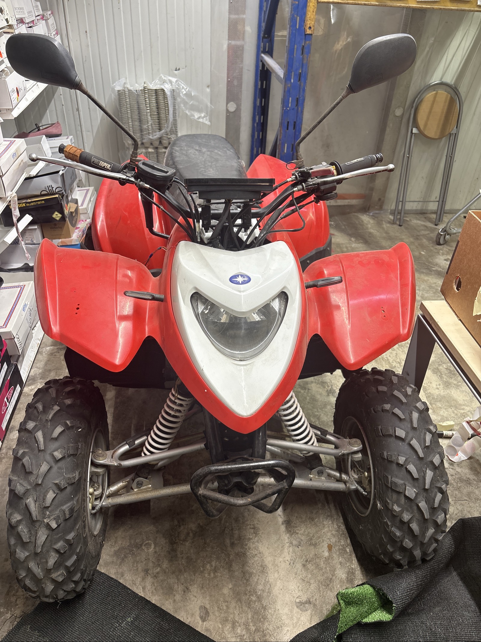 Quad sportif homologué rouge