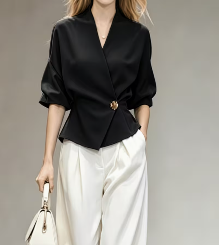 Thumbnail: Blouse Crossbow