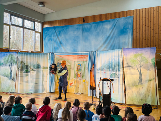 Begeisternde Theateraufführung „Zottelhaube“ mit dem Theater Maskara