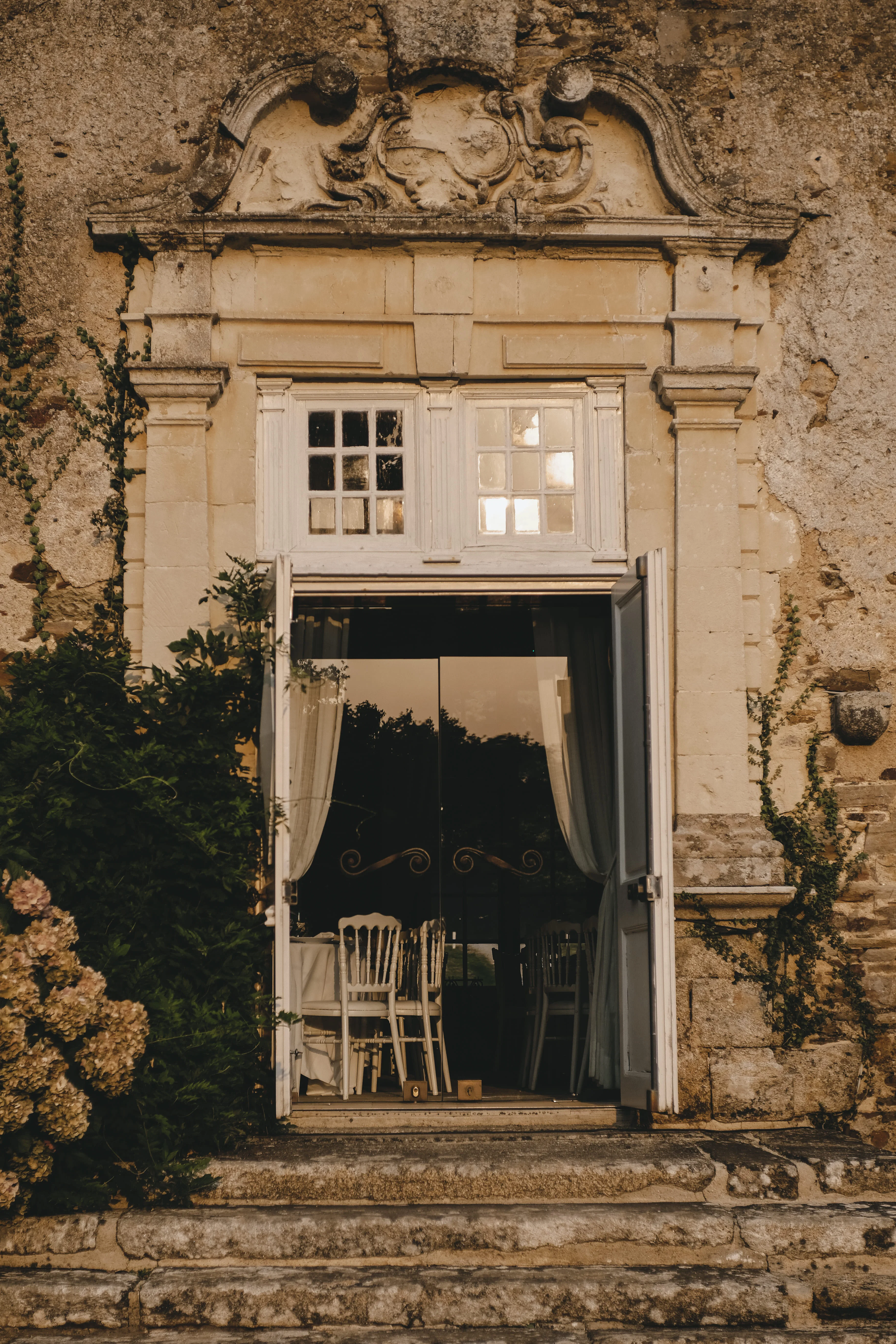 Historic entrance of Château du Pordor