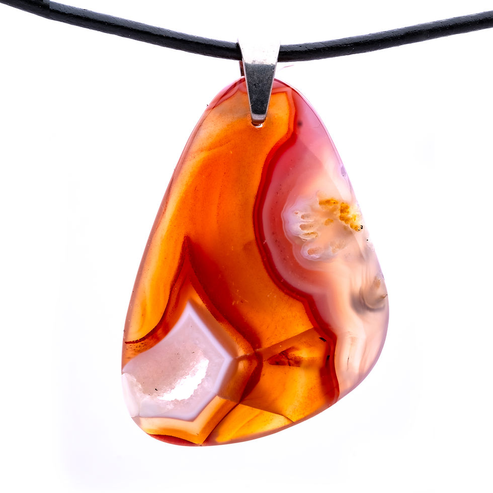 Miniaturbild: Orangefarbener Achat Anhänger an Lederband