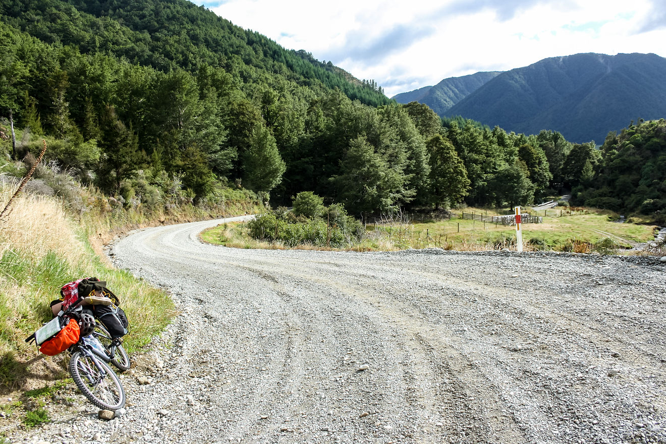 Cycling the Braeburn track new zealand