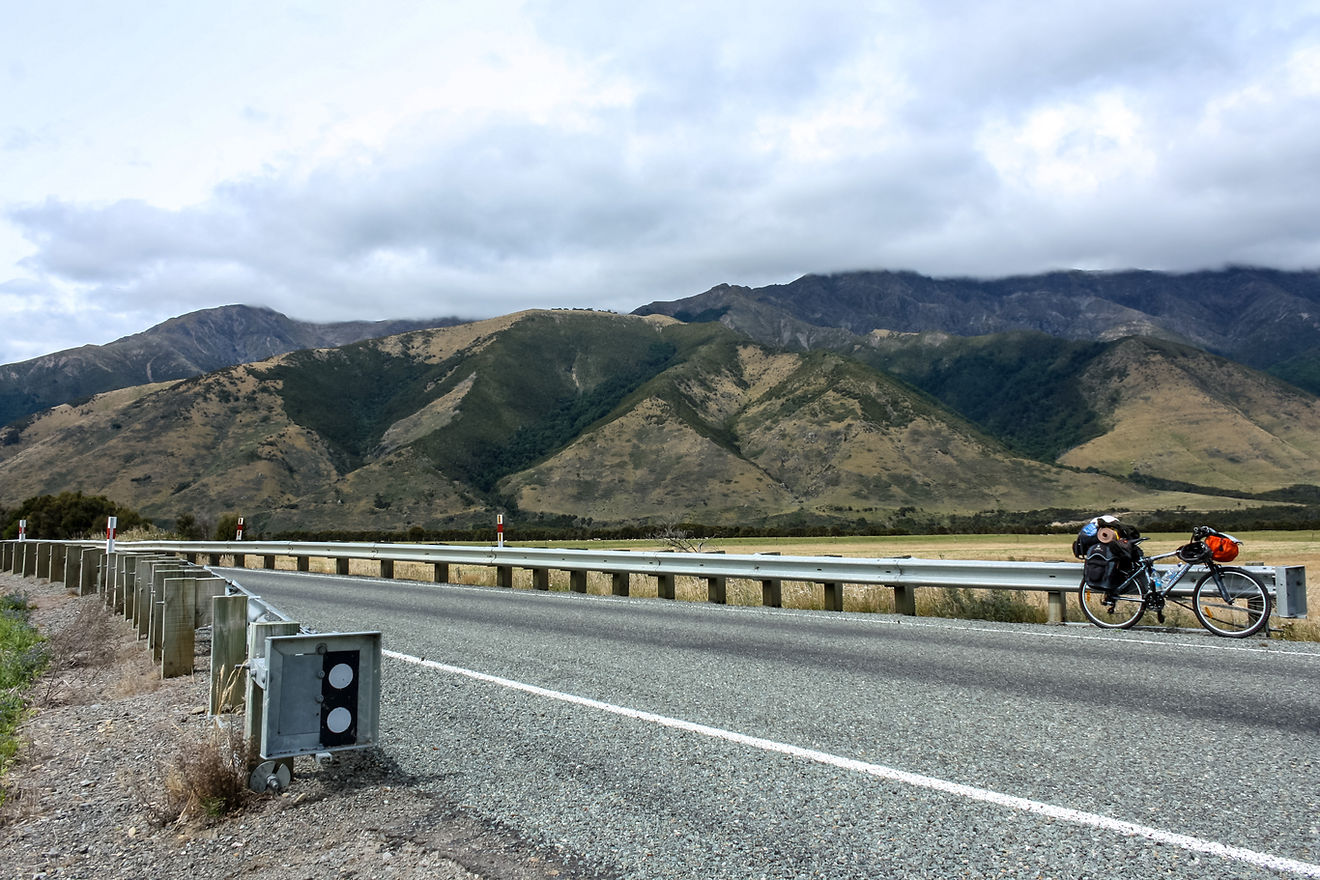 Cycle touring New Zealand blenheim