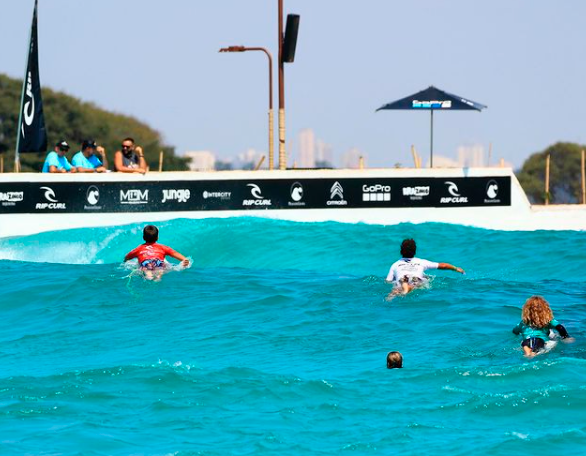 Rip Curl Grom Search na Praia da Grama