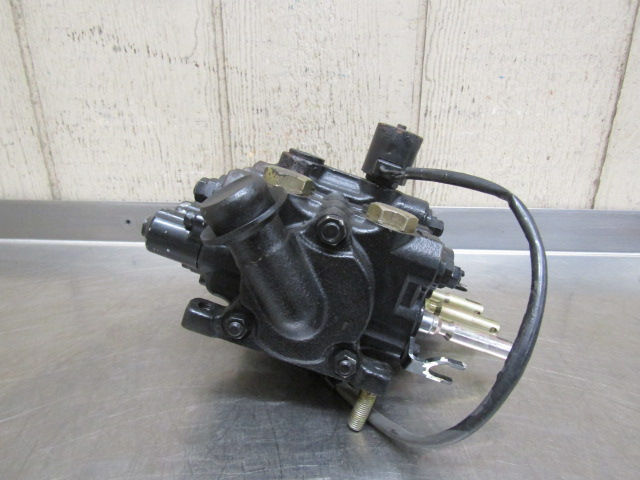 Thumbnail: KYB C0230-31052 Hydraulic Directional Control Valve 3 Spool
