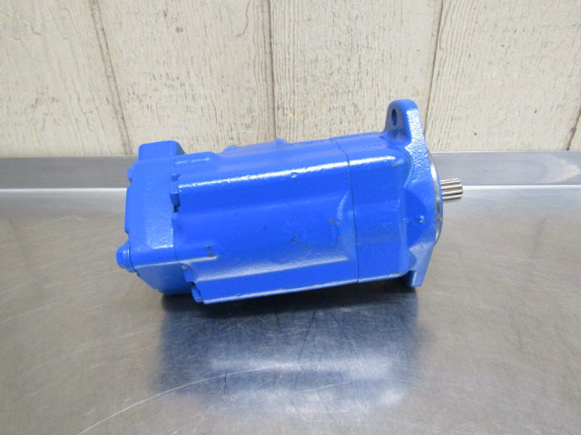 Thumbnail: Vickers 2520VQ-17C14-11CC20 Hydraulic Double Vane Pump 17 & 14 GPM @ 1200 RPM