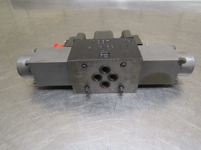 Thumbnail: Parker D1FVE-50-B-C-V-L-W-30 Hydraulic Directional Control Solenoid Pilot Valve