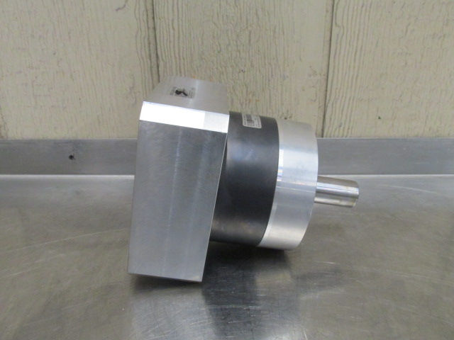 BR-Automation 8GP40-120--003S1L5 Gearbox Gear Reducer Reduction Unit 3:1 Ratio