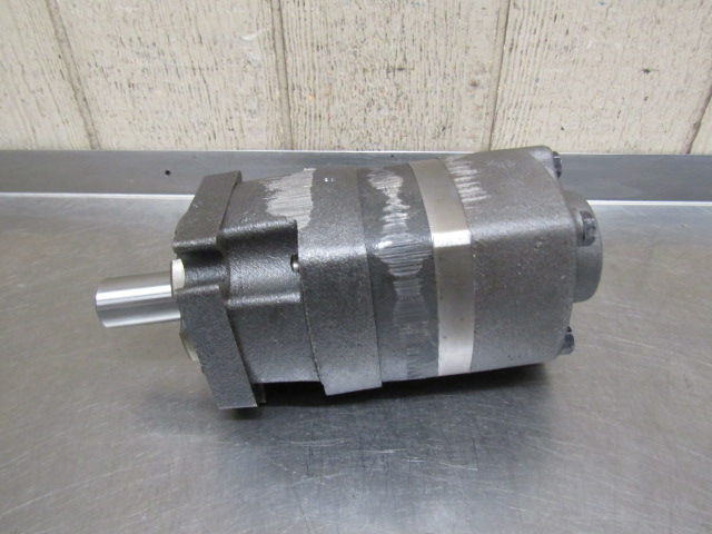 Thumbnail: OEM Eaton Char-Lynn 109-1104-004 Hydraulic Motor 15.0 cu.in