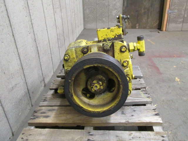 Thumbnail: Sundstrand 23-2302 Hydraulic Variable Displacement Piston Pump 11-83-35-53767
