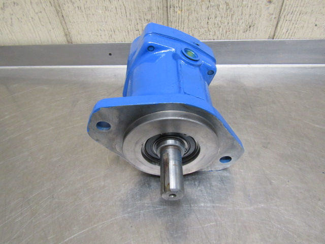 Thumbnail: OEM Vickers MFB10-UY-31 Hydraulic Piston Motor 8.11 - 13 HP  10 GPM @ 1800 RPM
