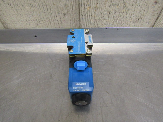 Thumbnail: Eaton Vickers DG4V-3-7C-M-FW-B6-60 Hydraulic Control Solenoid Valve