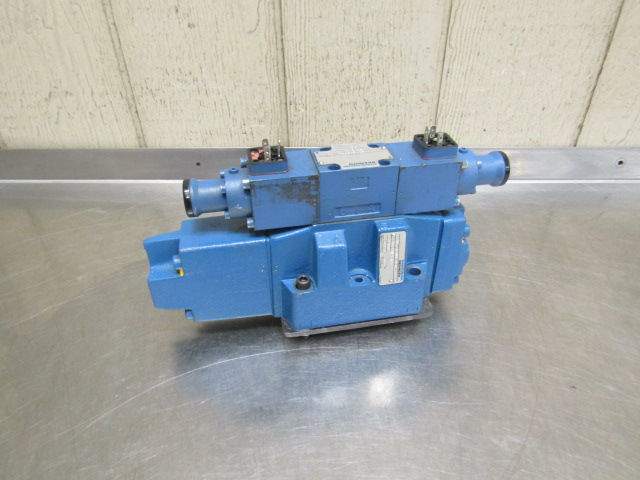 Thumbnail: Rexroth 3-DREP-6-C-14/25A24N9K4M Hydraulic Valve 4WRZ-16-W1-150-60/6AG24N9EK4