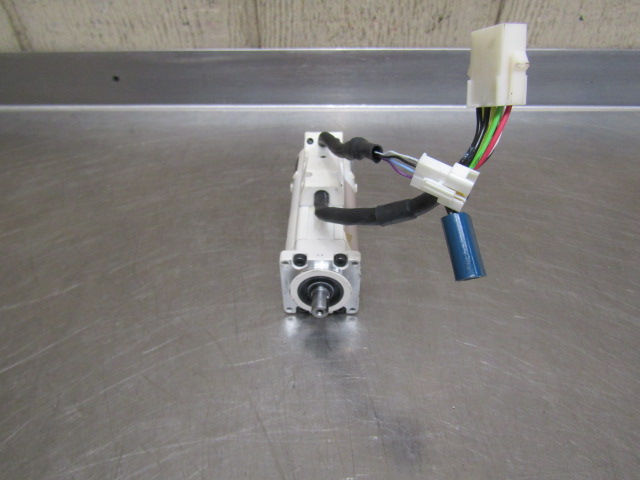 Thumbnail: Denso 410622-1630 10S16 Servo Motor MSMA8A2T5V2 60 Day Warranty